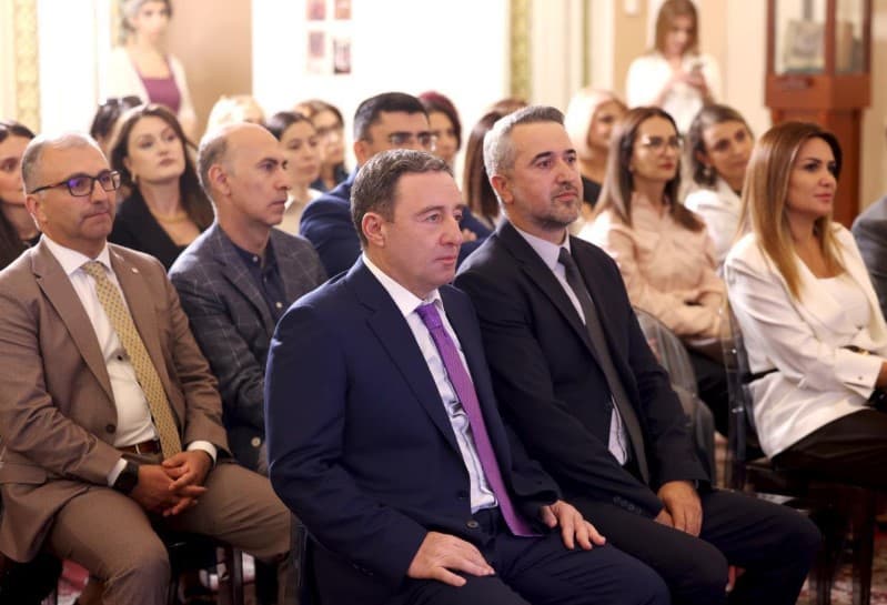Լուսանկար
